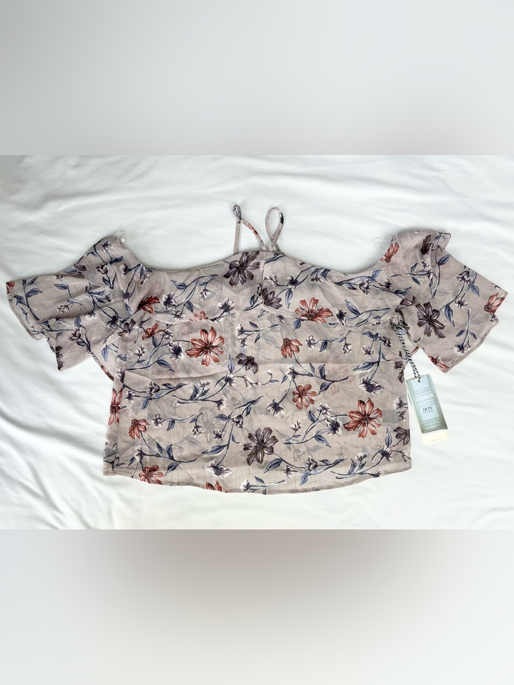 iris Junior Women’s Taupe Floral Cold-Shoulder Sheer Cropped Top, Size: 2X, NWT